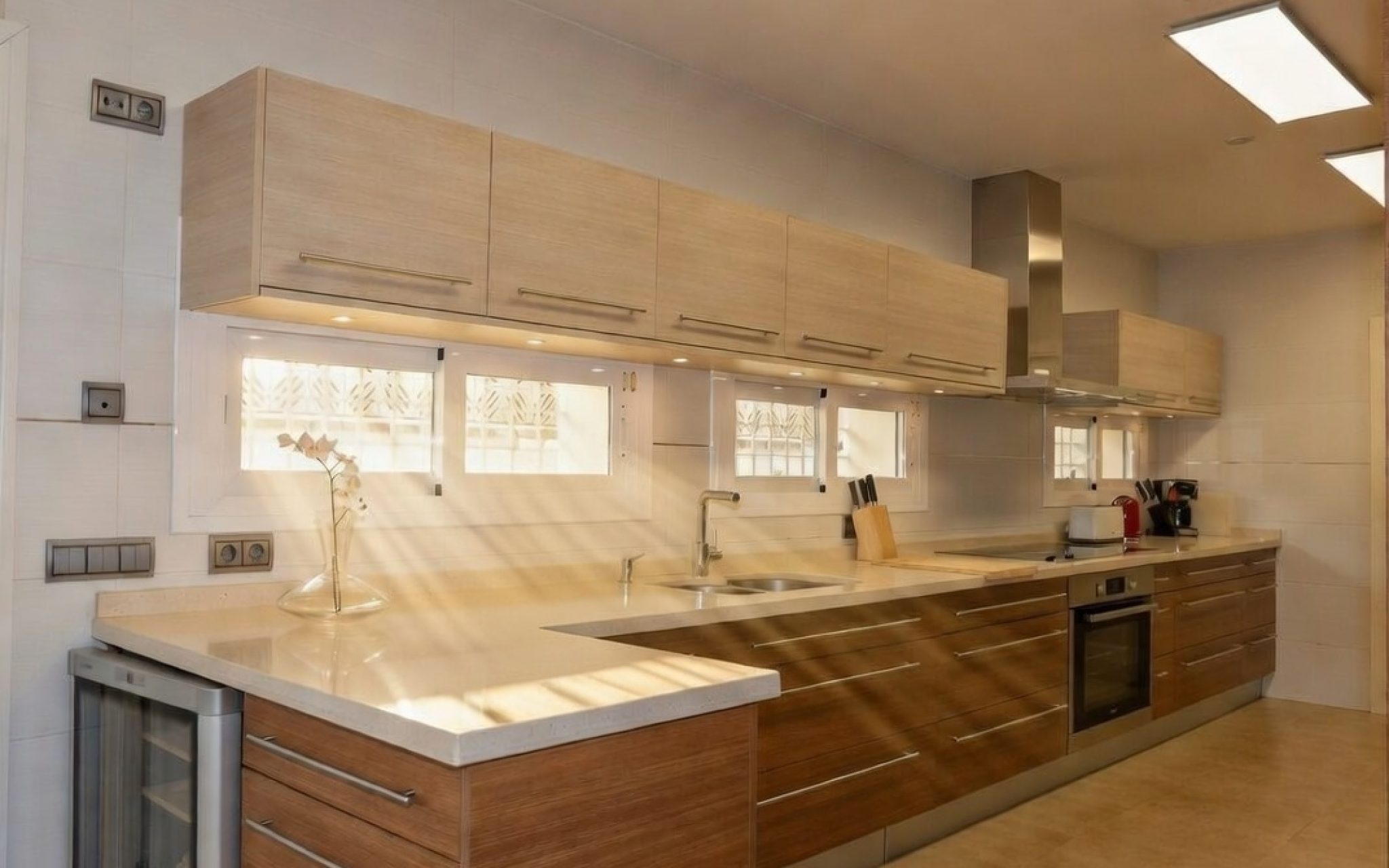 e748f786-e2e1-4c28-9389-dce5b1d40156